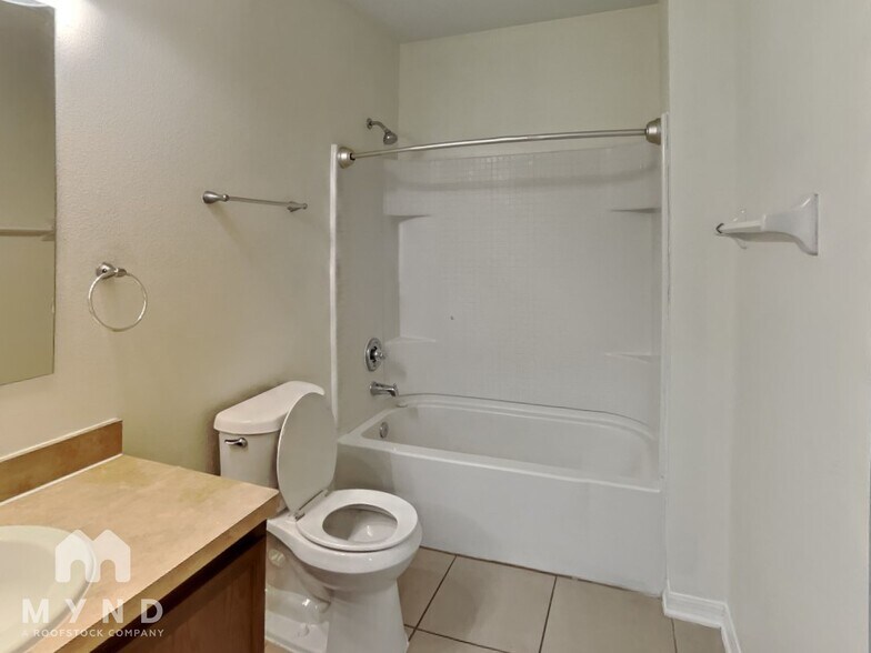 Building Photo - 4991 Windbourne Way