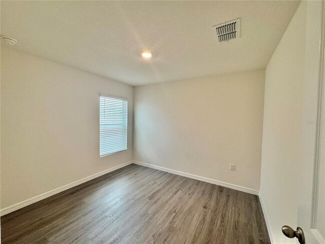 Building Photo - 36015 Sunflower Hl Dr