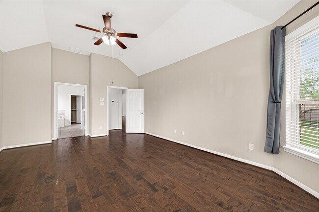 Building Photo - 3854 Fleetwood Falls Ln