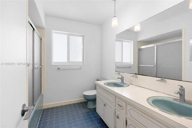 Building Photo - 13905 SW 78th Ct