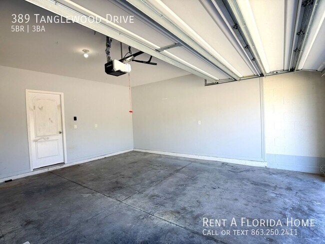 Building Photo - 389 Tanglewood Dr