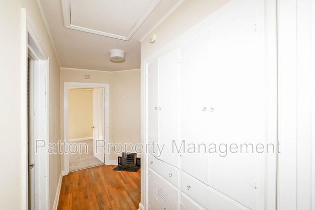 Building Photo - 1528 S Lipscomb St