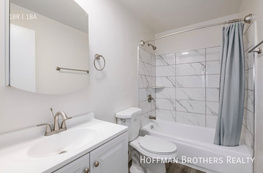 Building Photo - 6863 Sepulveda Blvd