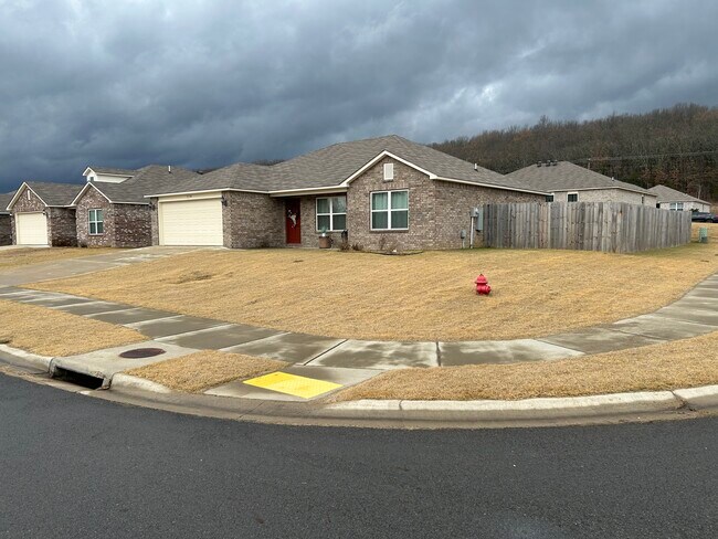 Building Photo - 1170 Rockwell Dr