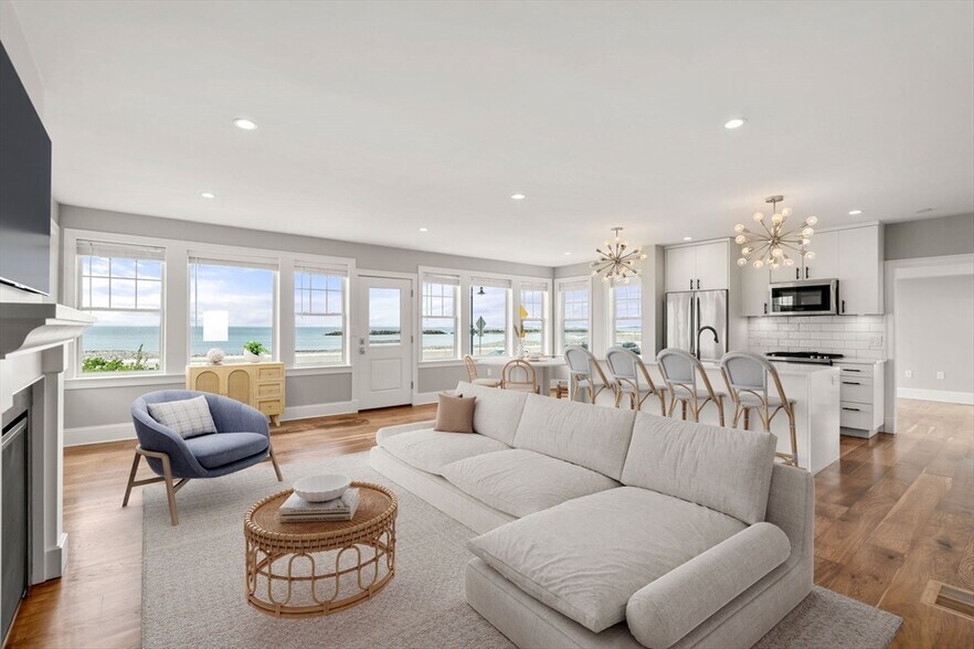 Primary Photo - 176 Winthrop Shore Dr