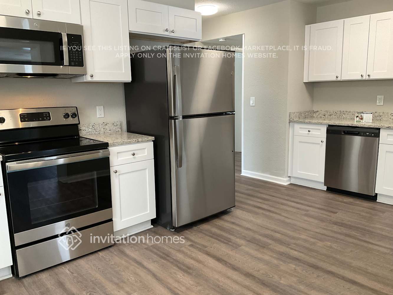 Building Photo - 5603 Santa Monica Dr