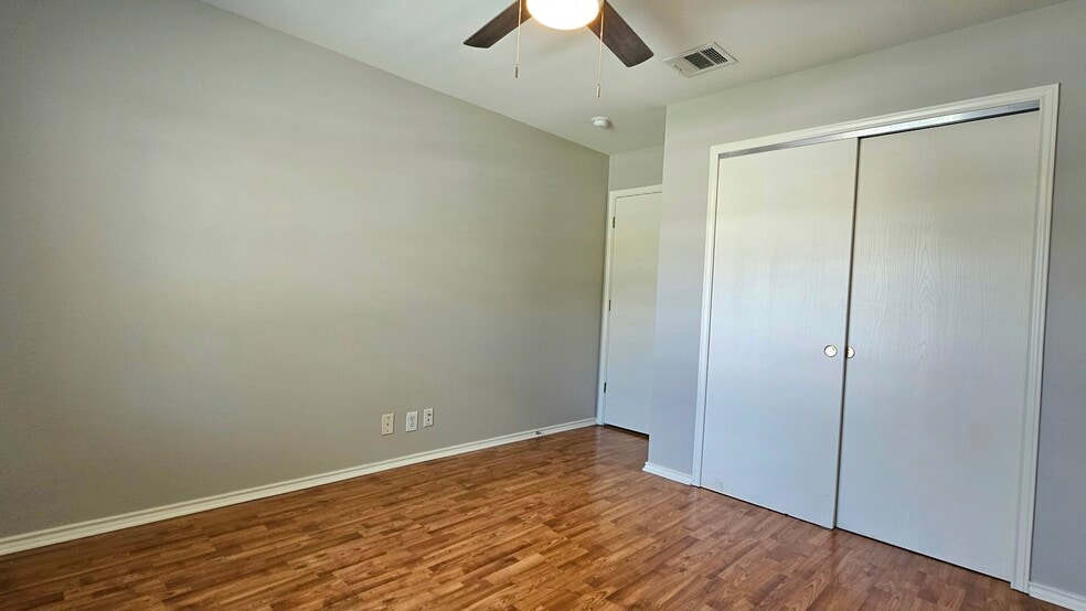 Building Photo - 159 Blue Juniper