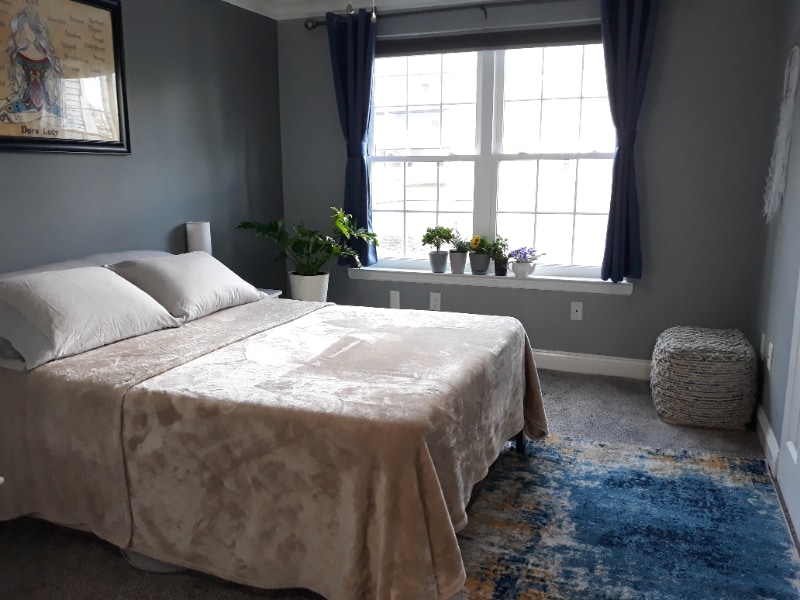 Building Photo - 2000 Waters Edge Dr