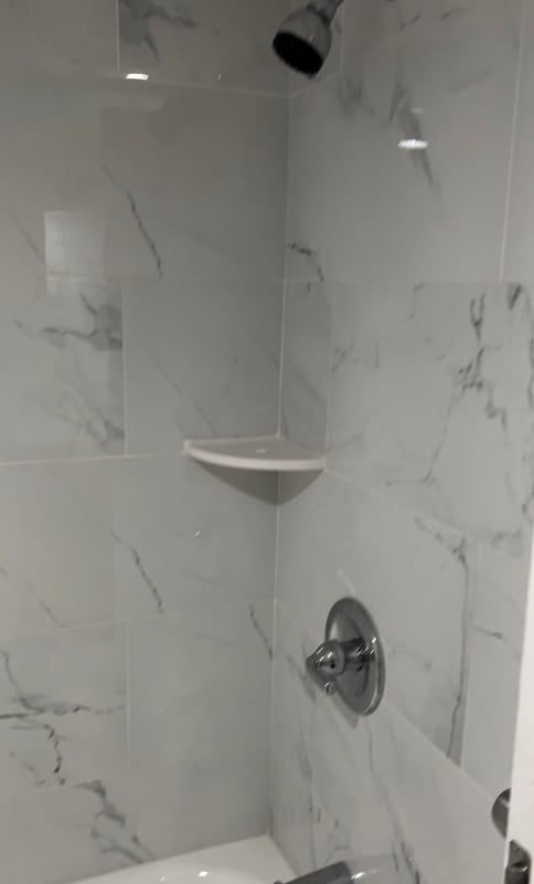 Building Photo - 285 Pearsall Ave