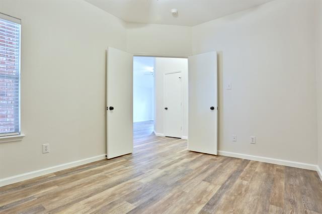 Building Photo - 9208 Chesapeake Ln