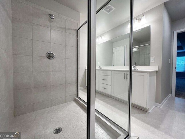 Building Photo - 500 Rockfern Ct