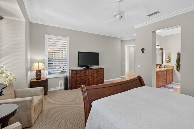 Building Photo - 61414 Topaz Dr