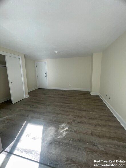 Building Photo - 15 Chester St