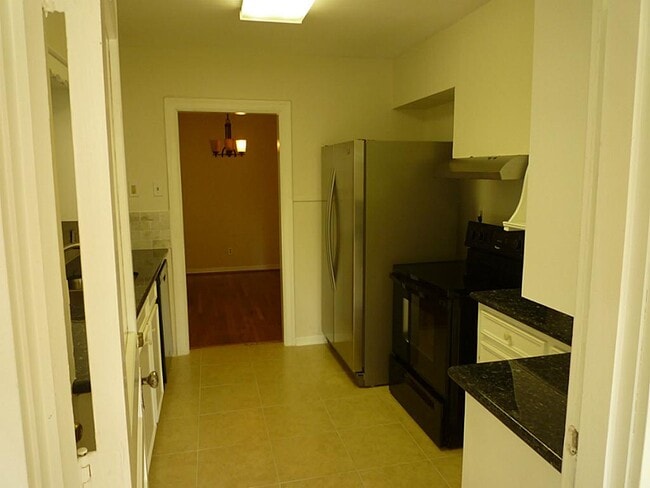 Building Photo - 4107 Riley St