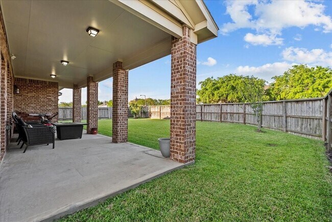 Building Photo - 2246 Oakleaf Trail Ln