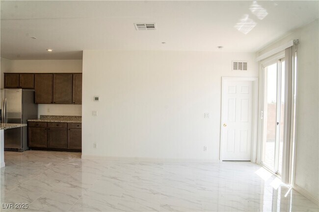 Building Photo - 4153 Rancho Crossing St