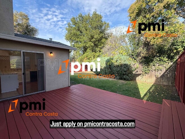 Building Photo - 974 Signal Ct