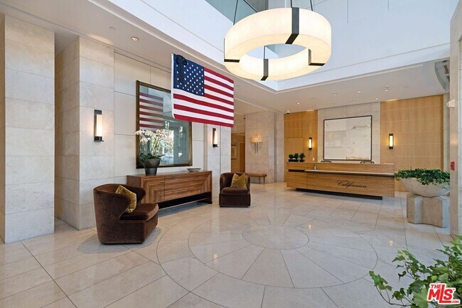 Building Photo - 10800 Wilshire Blvd