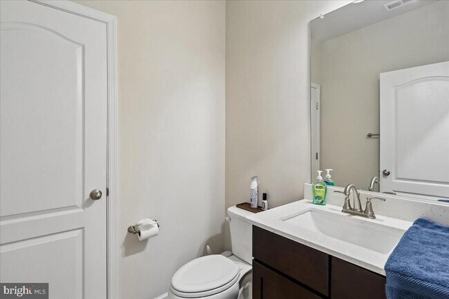 Building Photo - 10800 Blanton Wy