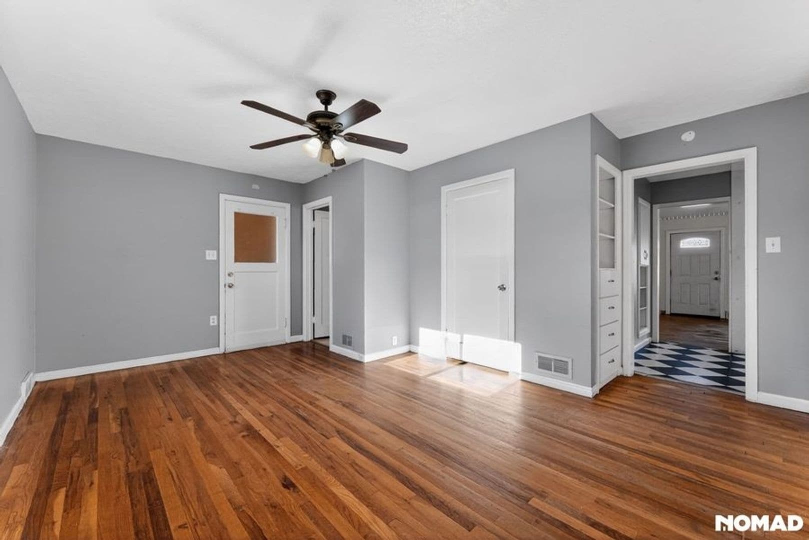 Building Photo - 137 W 18th St