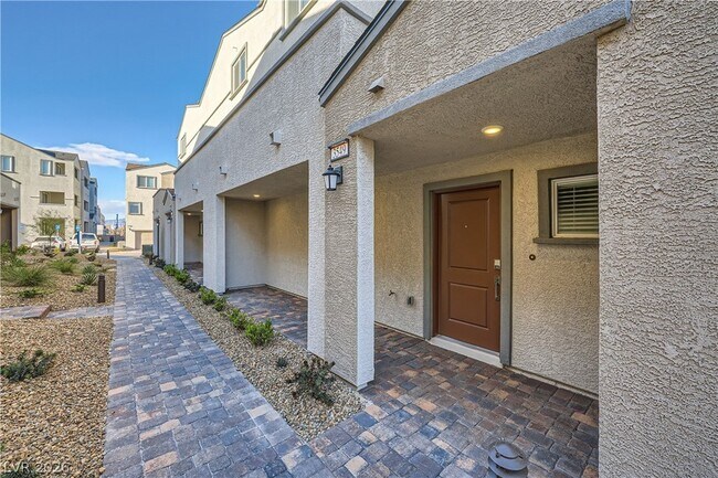 Building Photo - 3549 Reserve Ct