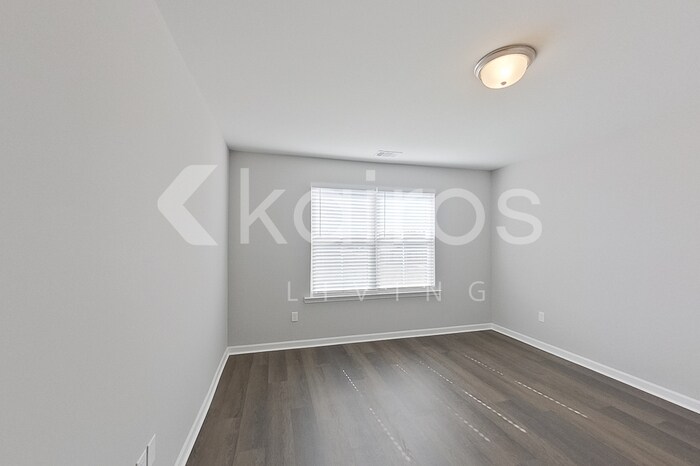 Building Photo - 138 Western Red Cedar Dr