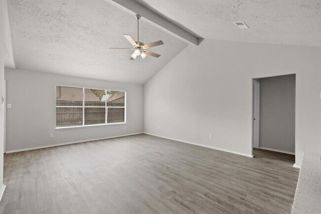 Building Photo - 1366 Goswell Ln