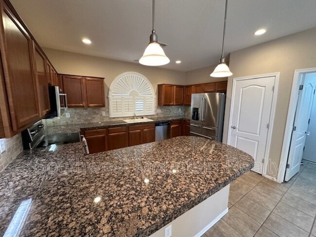 Building Photo - 4245 E Ficus Way