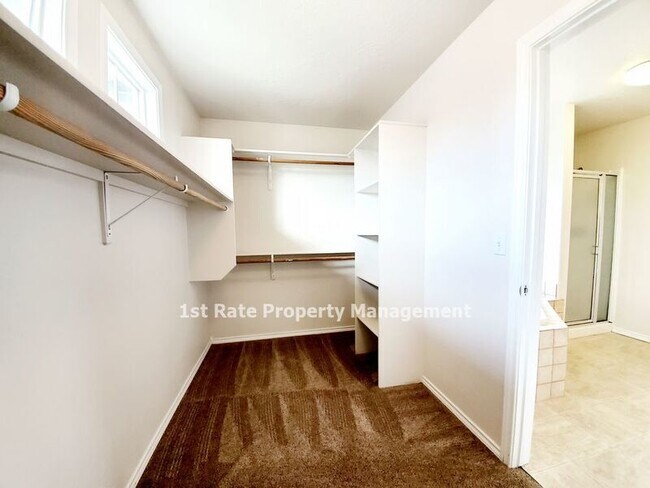 Building Photo - 11550 W Tahiti St