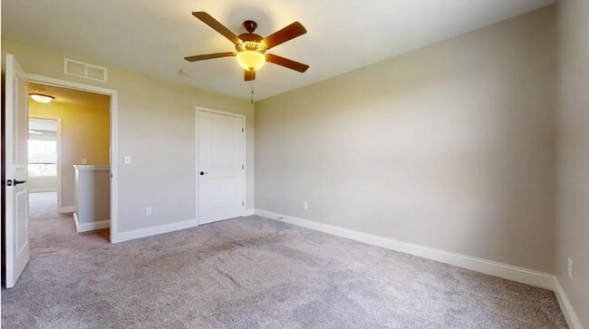 Building Photo - 756 Sedgegrass Dr