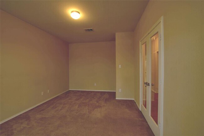 Building Photo - 141 Marcheeta Way
