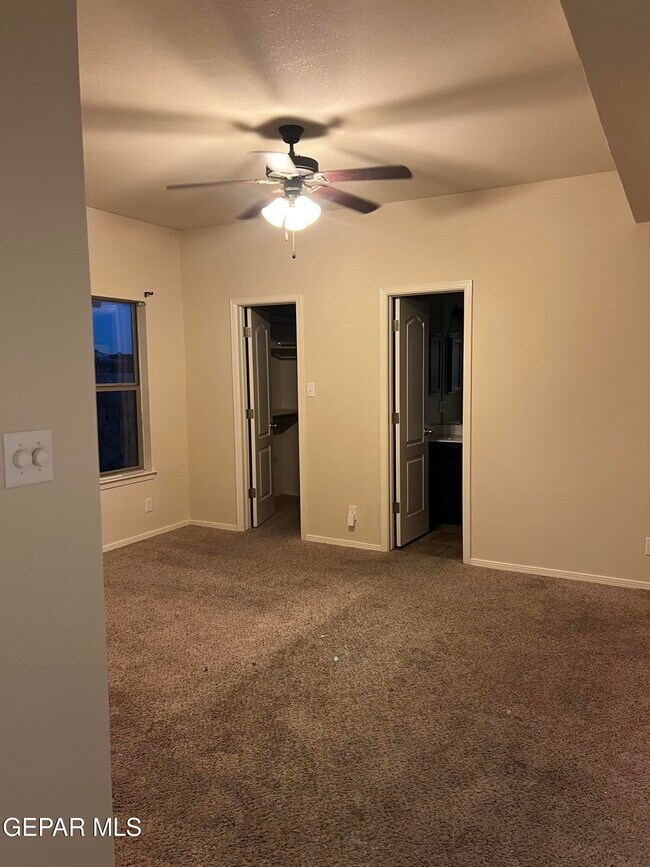 Building Photo - 13266 Kestrel Ave