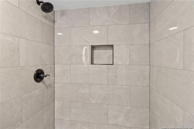 Building Photo - 714 Carnegie Dr