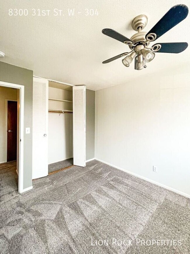 Building Photo - 8300 W 31st St