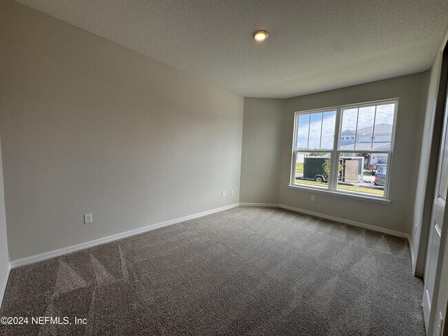 Building Photo - 938 Rooster Holw Way