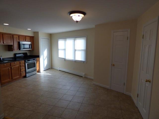 Building Photo - 7019 W Medill Ave