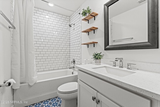 Building Photo - 192 Pk Ctr Ave