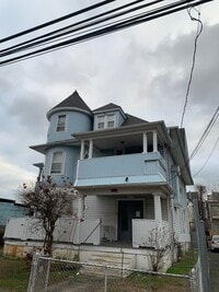 Building Photo - Highland Ave. 35-37