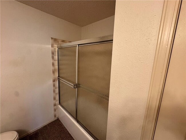Building Photo - 321 S 11th Pl