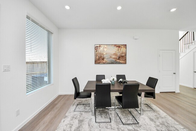 Building Photo - 3040 Ash Ray Dr