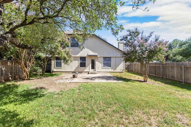 Building Photo - 13400 Bolivia Dr