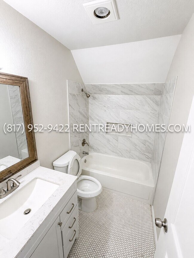 Building Photo - 3811 O B Crowe Dr