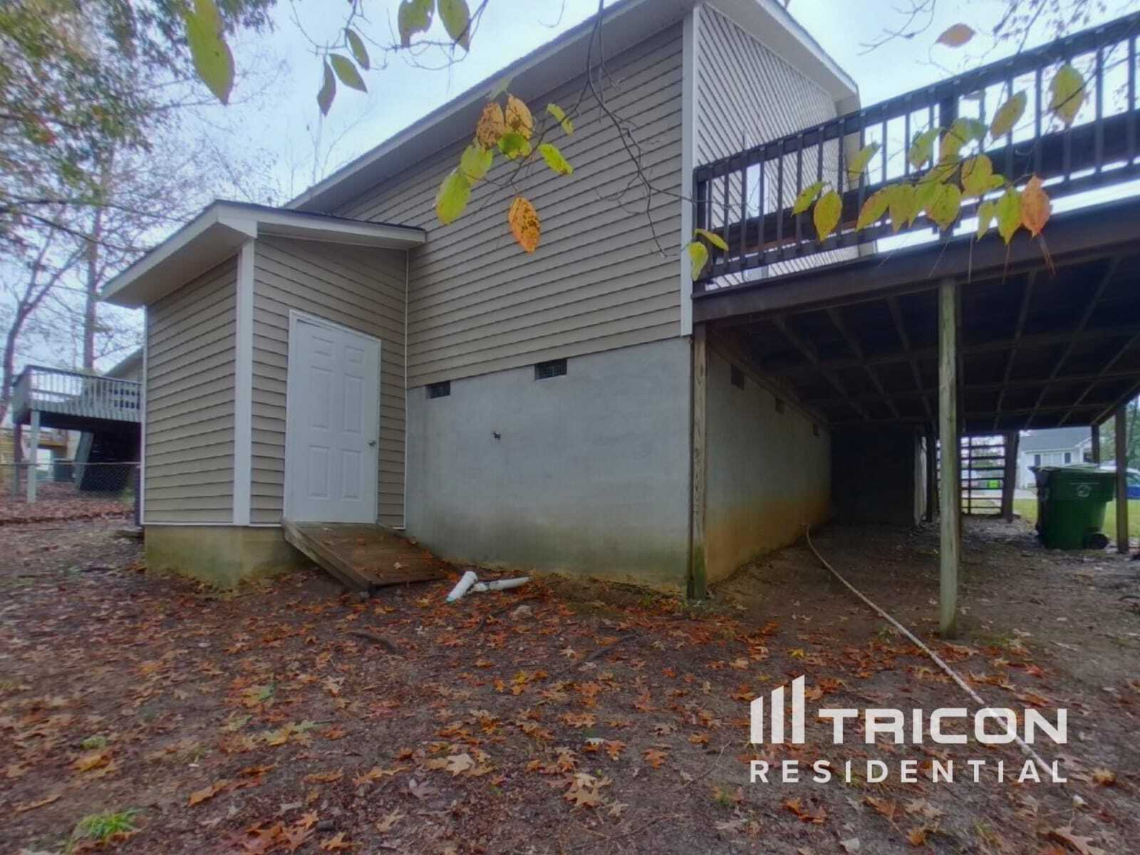 Building Photo - 120 Stockland Rd