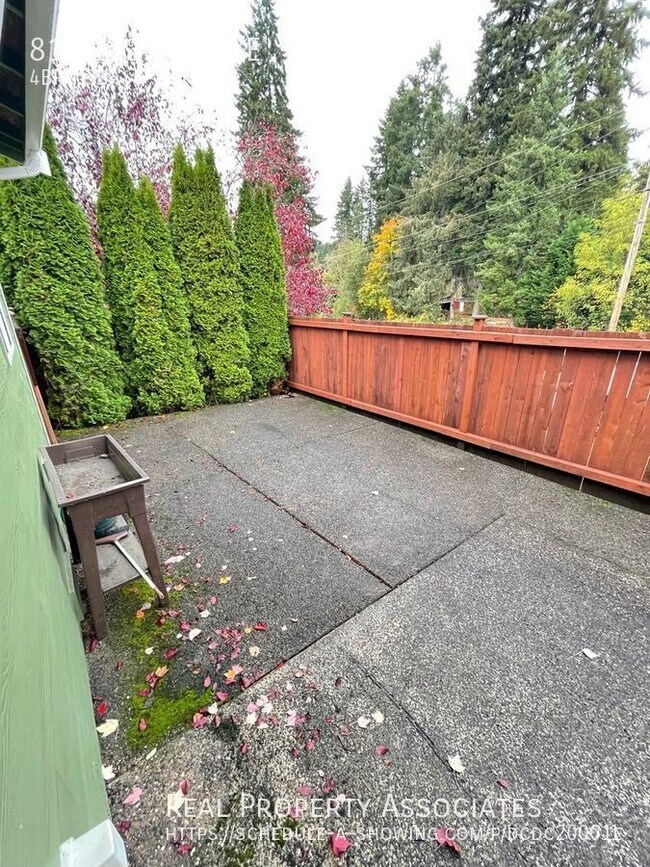 Building Photo - 815 183rd Pl SE