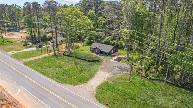 Building Photo - 3917 Dallas Acworth Hwy NW