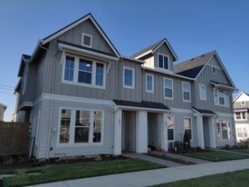 Building Photo - 3893 SE 81st Ave