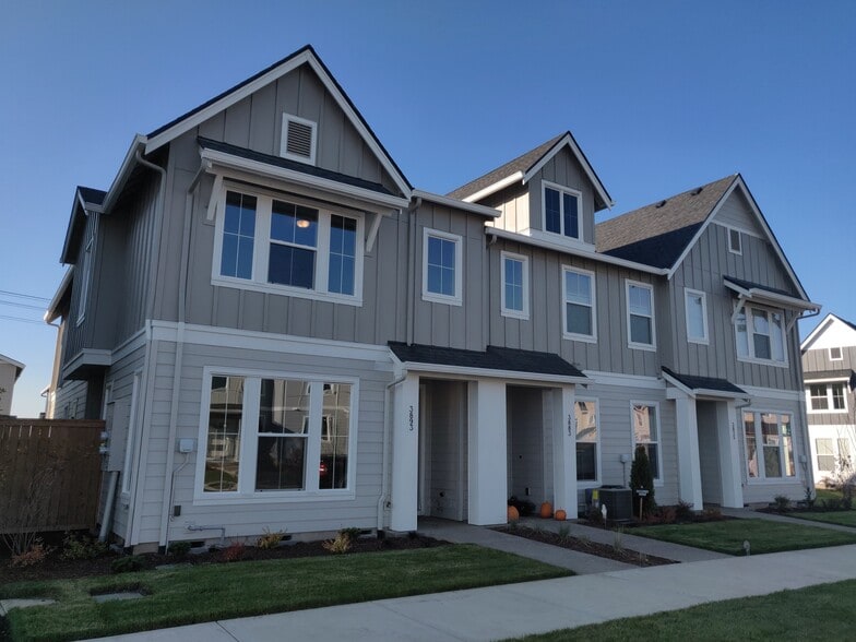 Primary Photo - 3893 SE 81st Ave