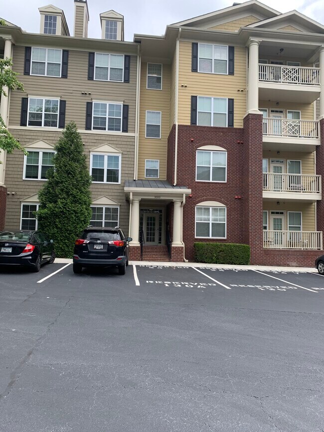 Building Photo - 3150 Woodwalk Dr SE