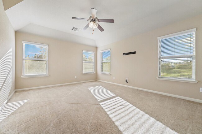 Building Photo - 91 West Wading Pond Circle
