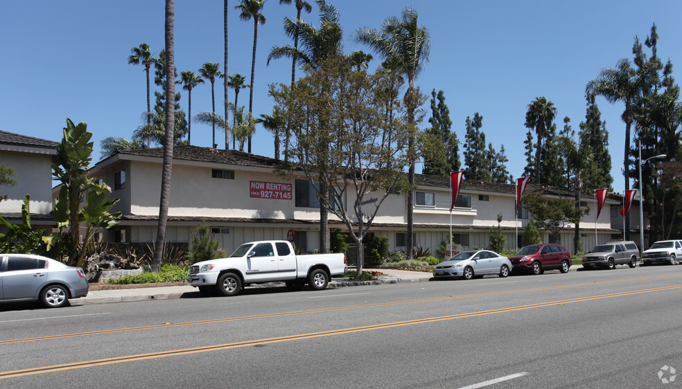 Building Photo - The Cornerstone Apartments